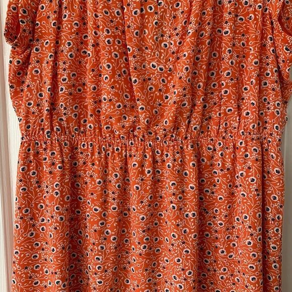 DR2 | Floral Sleeveless Dress - Picture 3 of 11